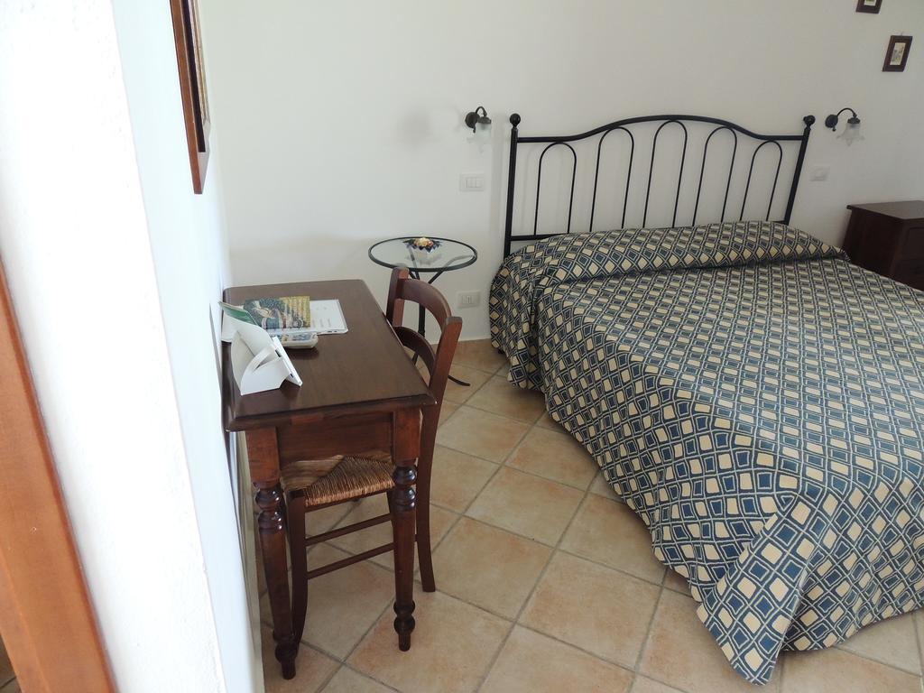 Agriturismo Valle Martina Сатурния Номер фото